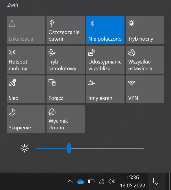 Pasek powiadomień Windows 10.